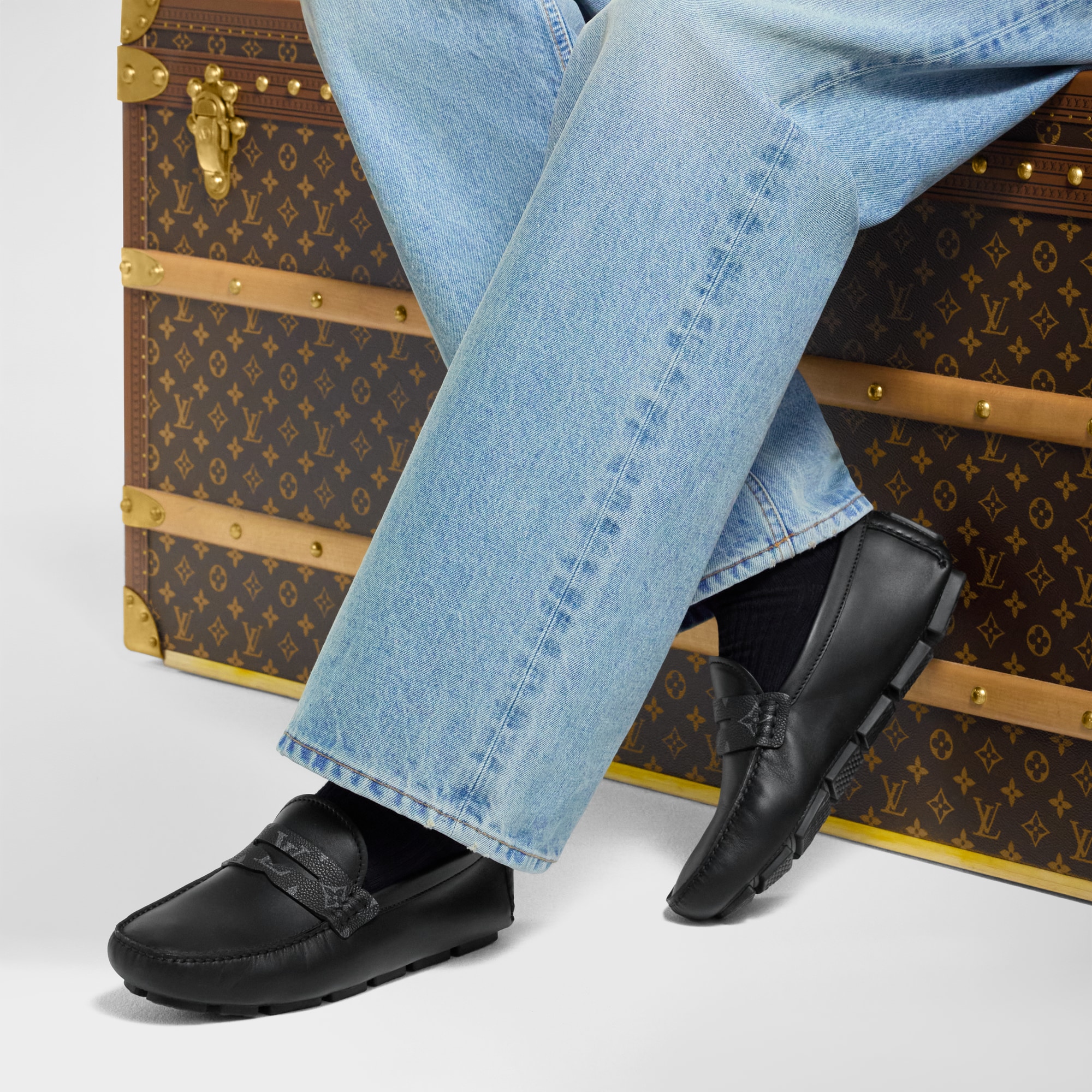 LV Monza Moccasins - Luxury Black | LOUIS VUITTON